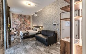 Apollo Boutique Hotel